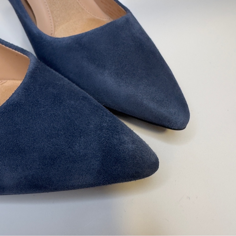 Like new! Cole Haan Navy Blue Suede Pumps – Size 6B - Picture 3 of 11